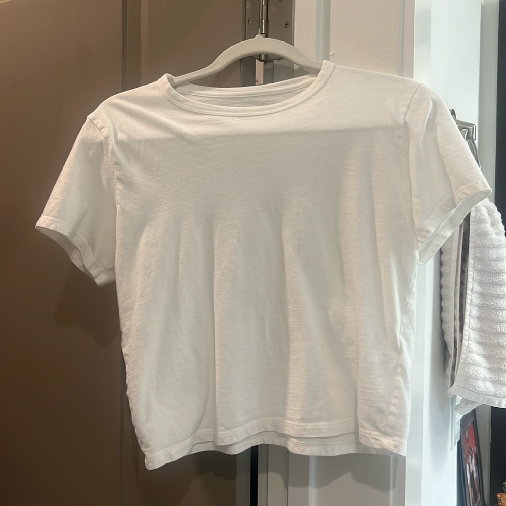 Abercrombie tee shirt